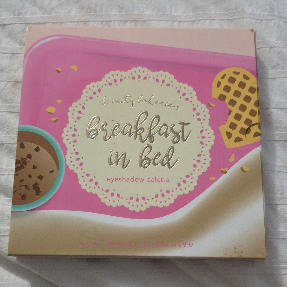 Beauty Bakerie Pink and Cream Eyeshadow Palette